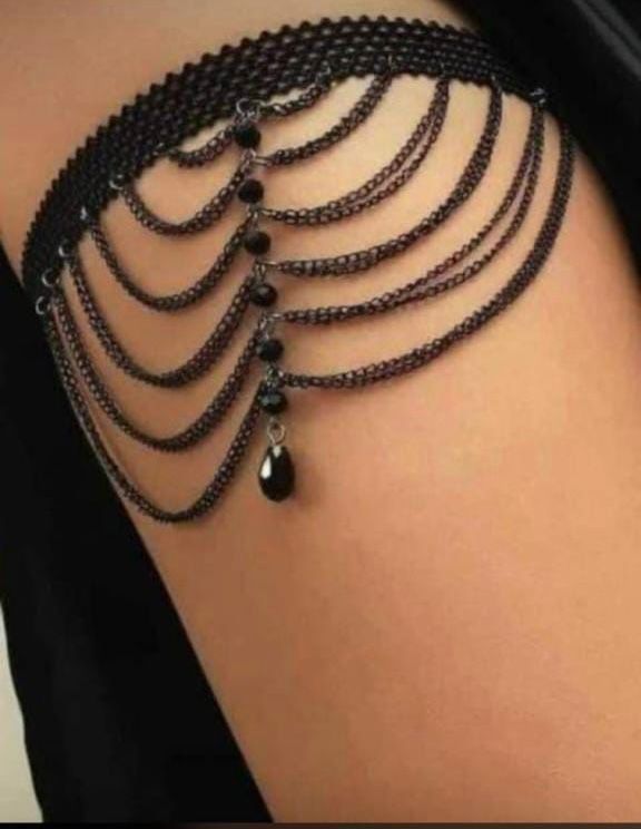 The Dramatic Thigh Harness 43