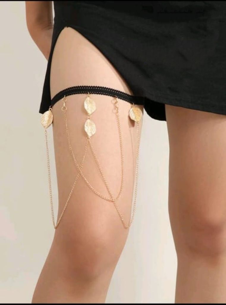 Leaf Charm Thigh Chain 35